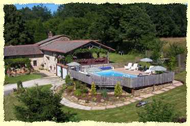 La Grange - Gite for 10 with heated pool in Limousin